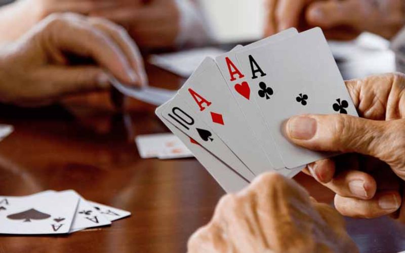 Kỹ năng nâng cao cách đọc bài đối thủ trong phỏm